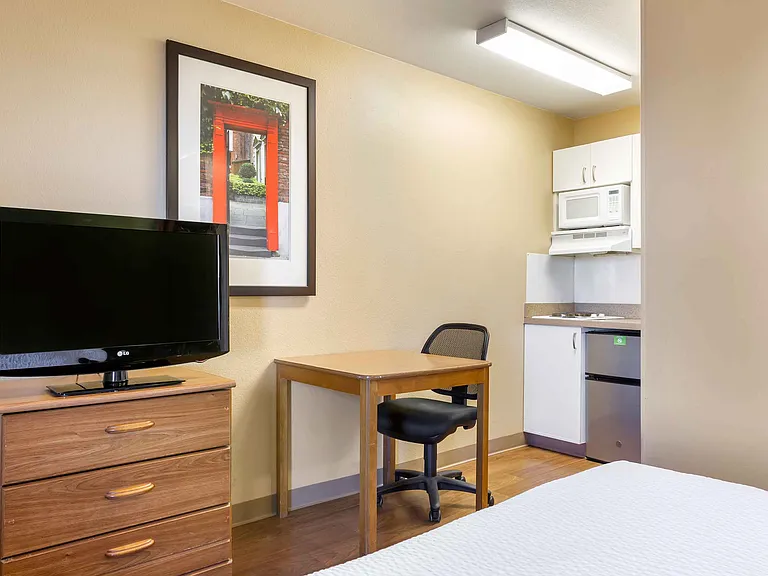 Studio Suite - 1 Full Bed