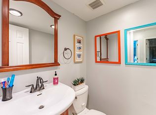208 E Bailey Rd APT H, Naperville, IL 60565