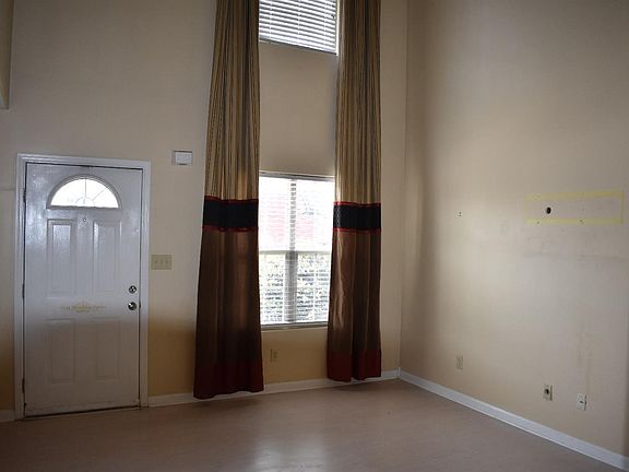 2nd image of 2911 Blairdon Cir
