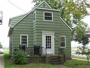 2nd image of 301 38th St