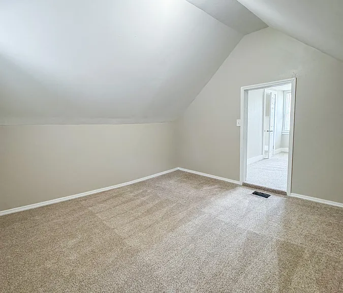 1338 Alpine Ave NW — Photo 37