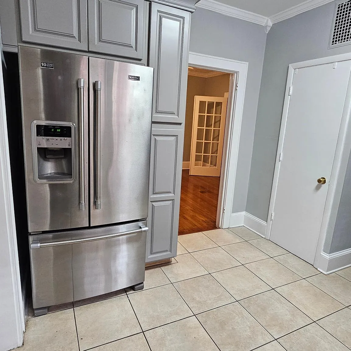1 bed, 1000 sqft, $1,495 — Photo 3