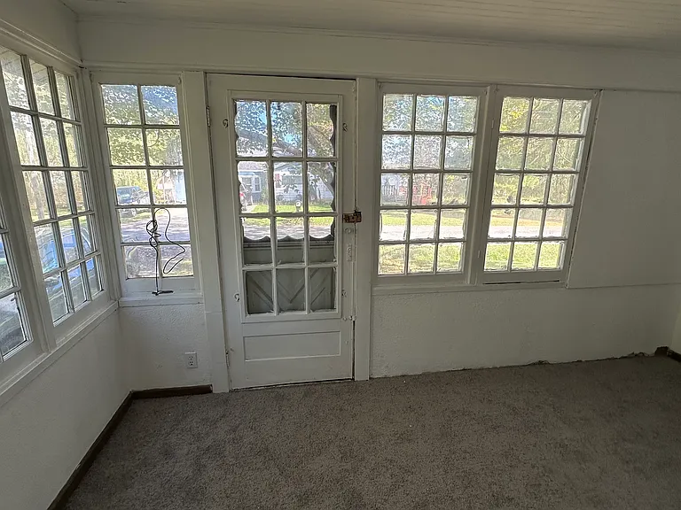 Sun Room/Porch