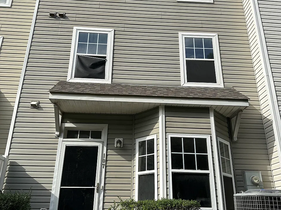 340 Gilman Ln #107