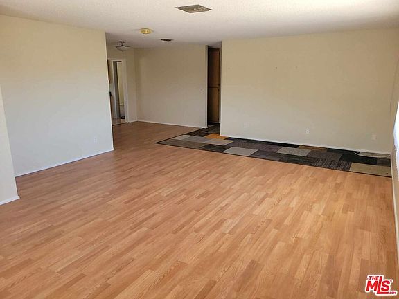4th image of 6383 Murrieta Ave