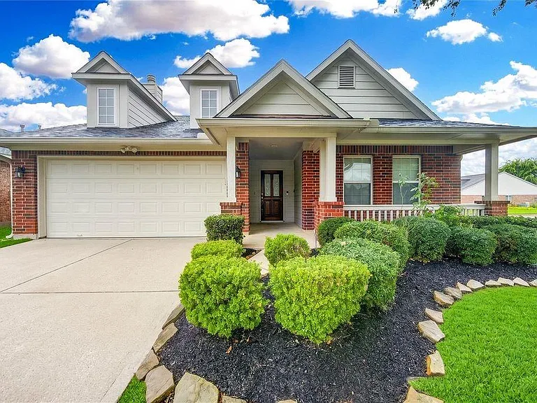 16702 Grovetrail Ln — Photo 1