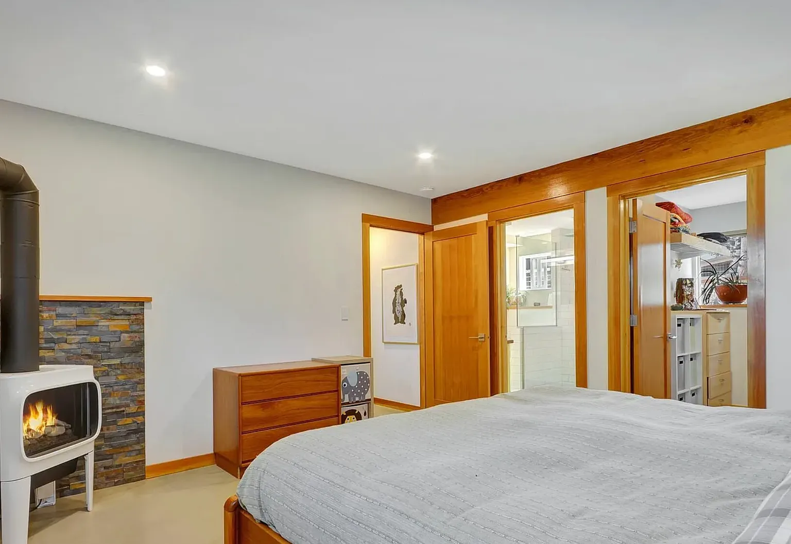 3 bed, 1454 sqft, $3,500 — Photo 3