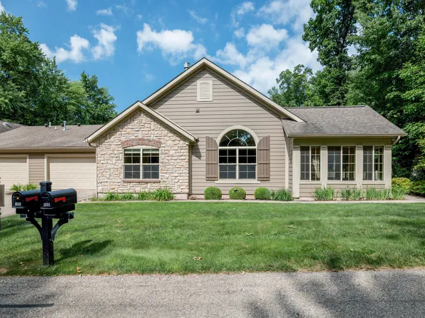 1055 Bridge Crest Dr SE #11, Ada, MI 49301