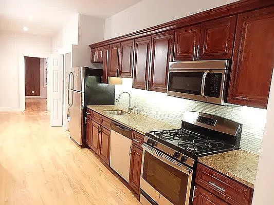 1st image of 651 9th Ave APT 3A