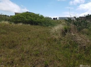 1435 Kailua Ct, Ocean Shores, WA 98569