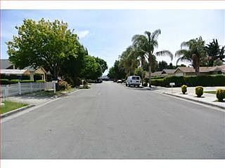 2nd image of 991 Granada Way