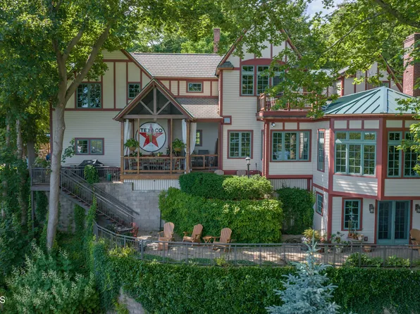 674 Crescent Avenue, Saratoga Springs, NY 12866