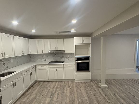 2nd image of 512 Beach 130 St #Bb