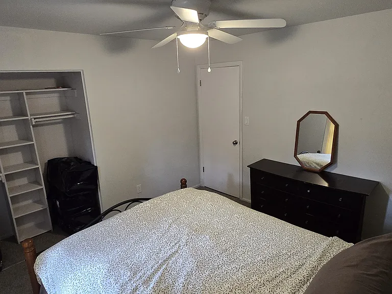 6685 Brook Park Dr — Photo 13