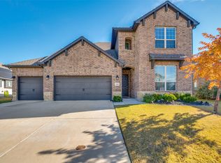 2604 Upland Trail Ln, Aubrey, TX 76227