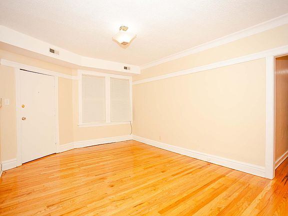 5th image of 5305 W Jackson Blvd #2