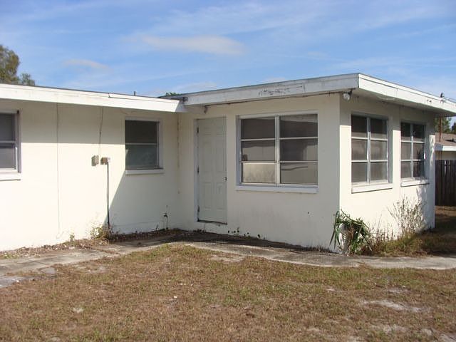 2nd image of 1337 Chesterfield Dr