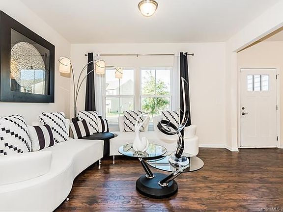 4th image of 6730 Carradale Way