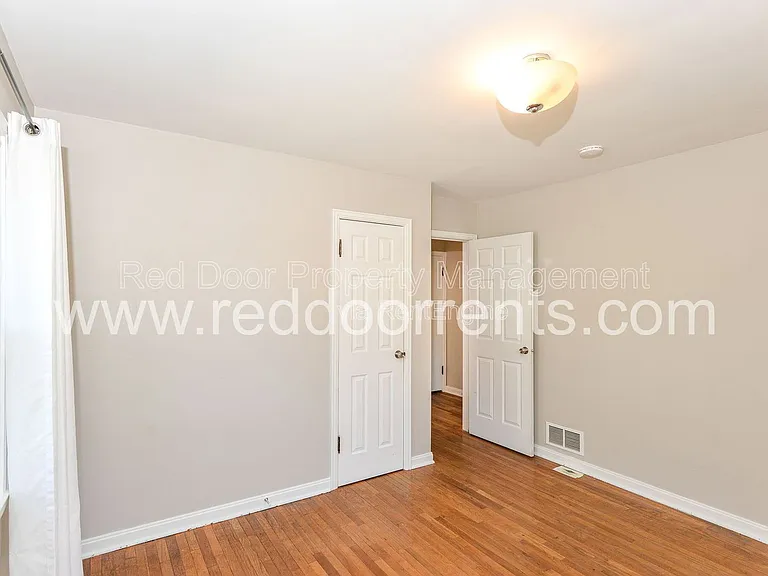 4930 N Illinois St — Photo 19