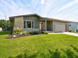 3053 15th St, Monroe, WI 53566
