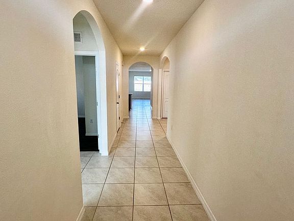 3rd image of 260 Sofia Ln