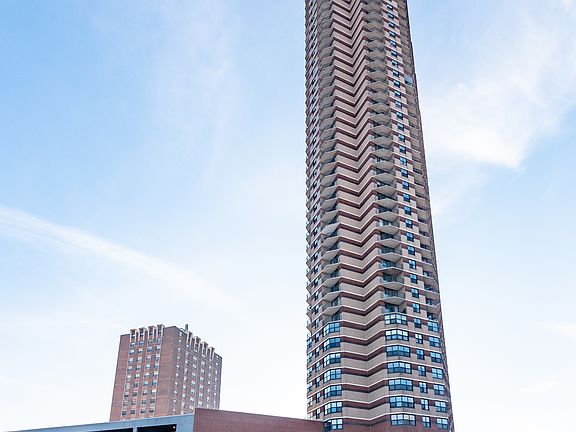 5th image of 3660 N Lake Shore Dr APT 3112