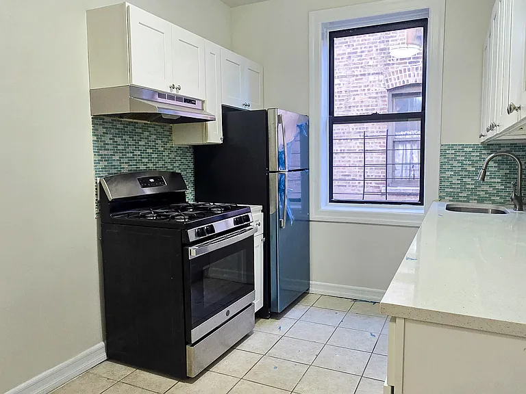 600 W 141st St #54 — Photo 1