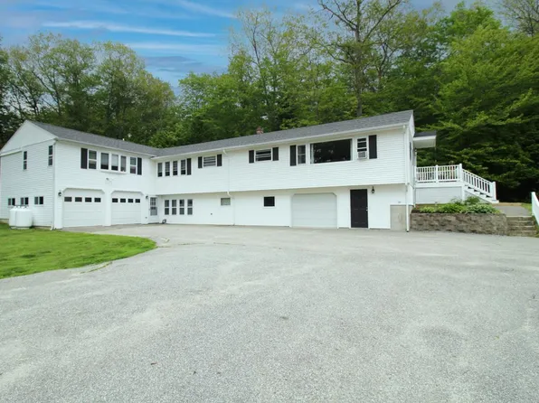411 College Road, Greene, ME 04236