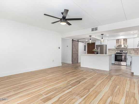 4th image of 7930 E CAMELBACK Road #111