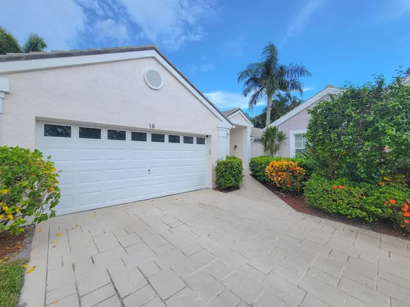 18 Admirals Court, Palm Beach Gardens, FL 33418
