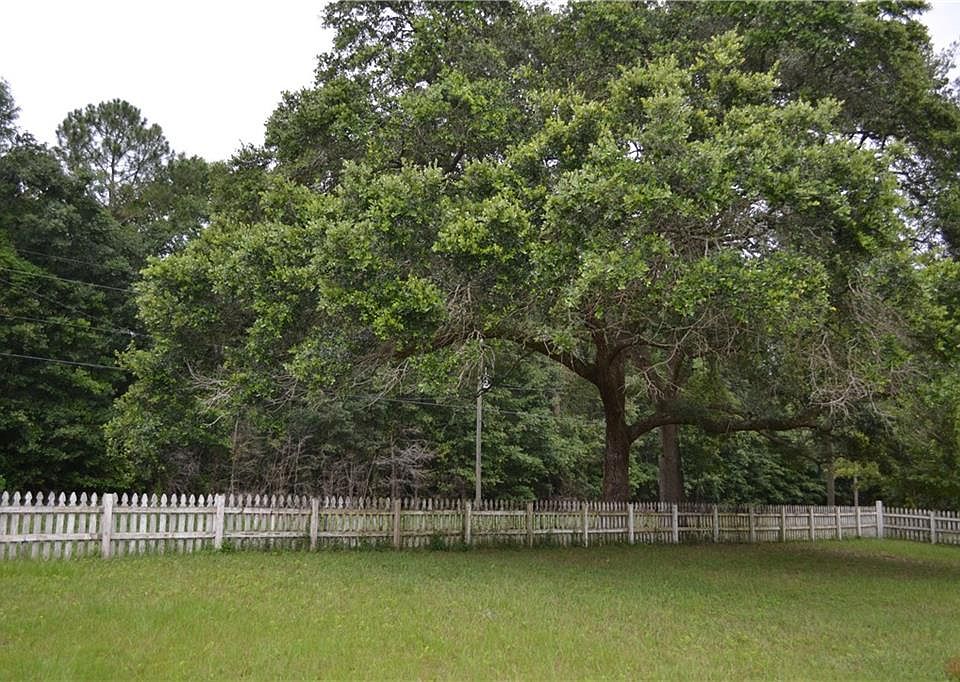 2nd image of 10365 Beverly Rd