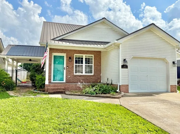 302 Deerwood Dr, Hopkinsville, KY 42240