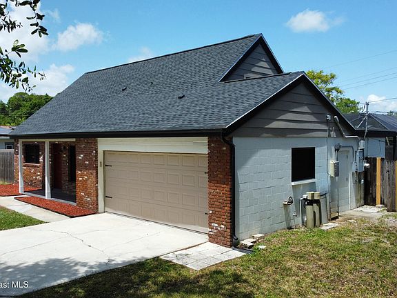 3rd image of 1804 Ponderosa Ln
