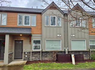 16769 Champion Way, Sandy, OR 97055