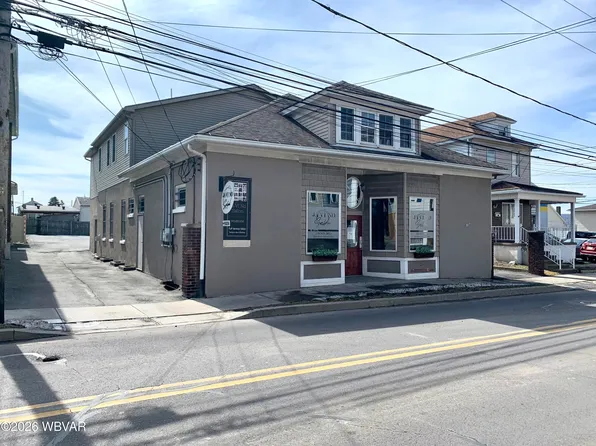 83 W Carey St, Plains, PA 18705