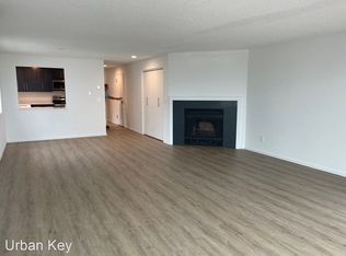 2716 Alki Ave SW #1, Seattle, WA 98116