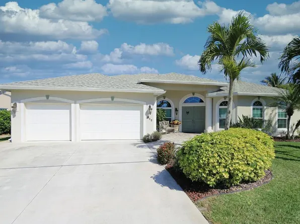 655 NE Emerson St, Port Saint Lucie, FL 34983