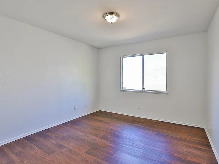 6300 Vonnie Ct — Photo 19