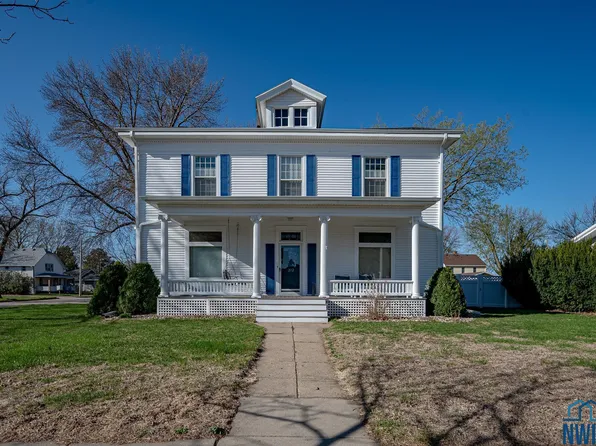 212 E Washington St, Elk Point, SD 57025