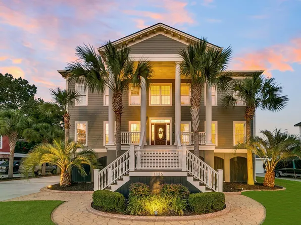 1136 Lands End Dr, Hanahan, SC 29410