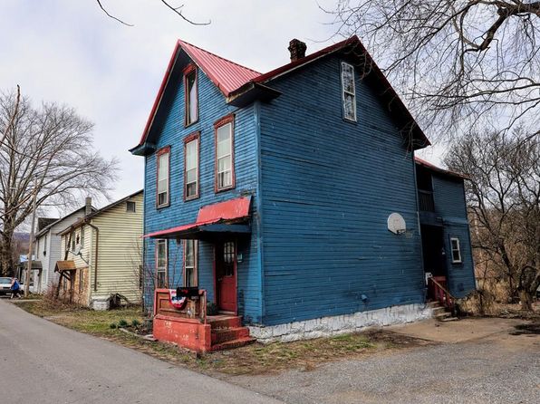 553 Railroad St, Mapleton Depot, PA 17052