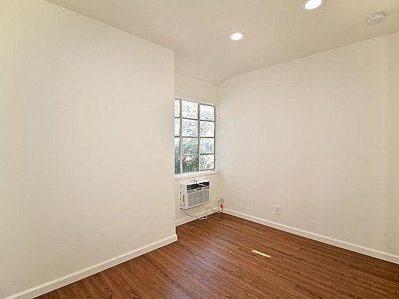 4th image of 1270 Wilcox Ave APT 70