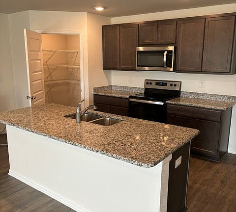 3rd image of 212 Burnston Way