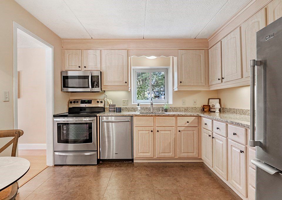 Gates At Stoneham Apartments Stoneham, MA Zillow