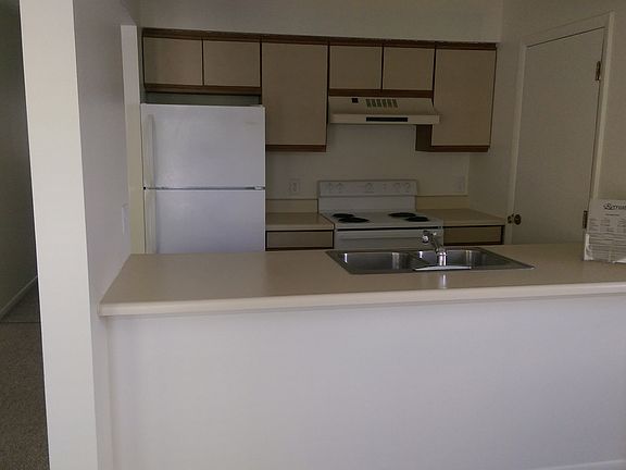 2nd image of 311 N. Pine Lake #F