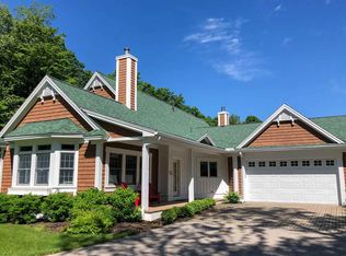 814 Fairways Dr, Harbor Springs, MI 49740