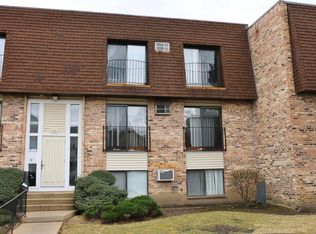 173 N Waters Edge Dr APT 302, Glendale Heights, IL 60139