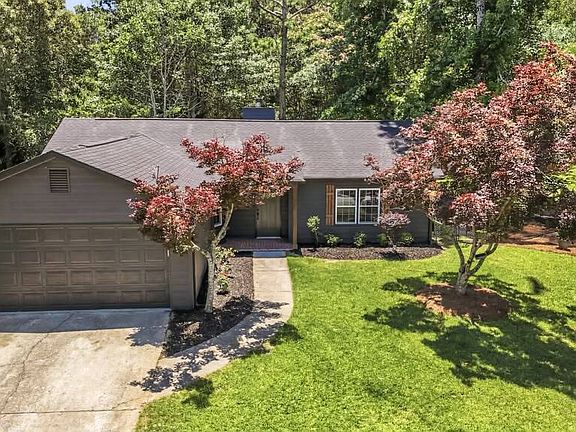 2nd image of 6735 River Glen Dr