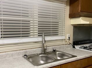 1509 27th St APT 2, Zion, IL 60099