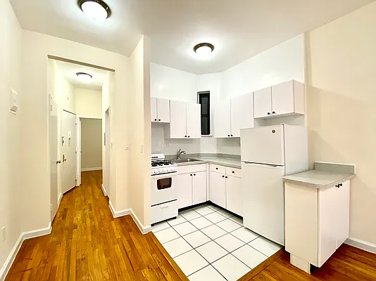Rented by City & Suburban | media 3